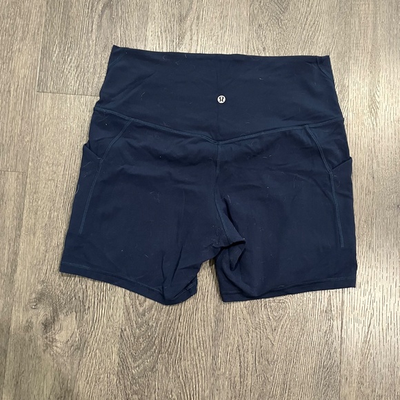 Lululemon align shorts, Colour true navy, Size 12, has pockets - Picture 3 of 3